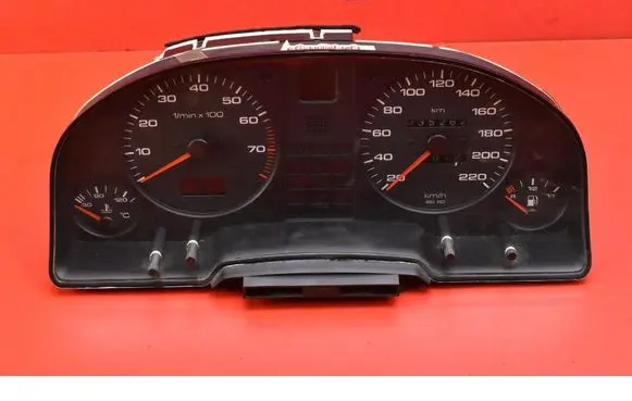Audi 80 90 S2 B4 Speedometer (instrument cluster) 8A0919033H