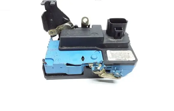 Volvo S60 Front door lock 8650544