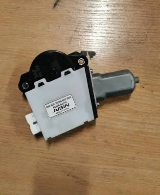 Toyota Verso Sunroof motor/actuator 6326064010