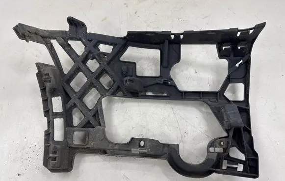 Volkswagen Golf VII Front bumper mounting bracket 5G0807723D