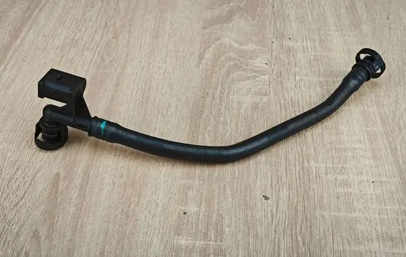 BMW 5 G30 G31 G38 Vacuum line/pipe/hose 8665235