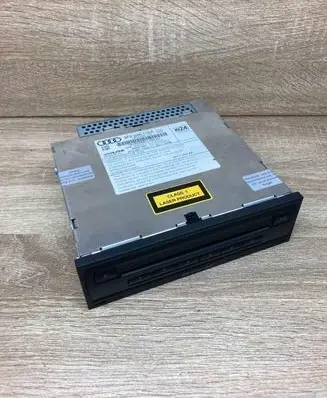 Audi A6 S6 C6 4F CD/DVD changer 4F0035110A 4F0035110