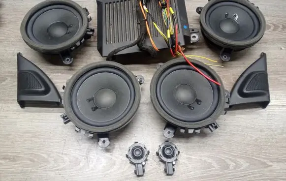 Volvo S80 Audio system kit 31210029 30657445 30657452