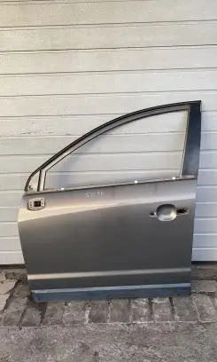 Opel Antara Front door