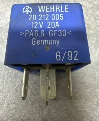 Audi A4 S4 B6 8E 8H Other relay PA66GF30 20212005 12V20A