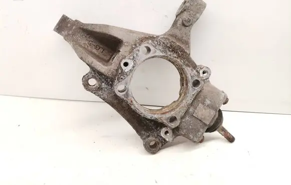 Volvo V70 Front wheel hub 9451943