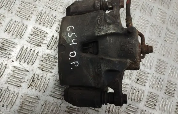 Hyundai Tucson TL Front brake caliper
