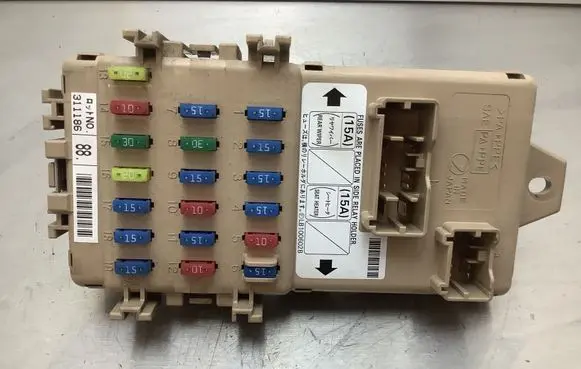 Subaru Forester SG Fuse box set JB200400 311186