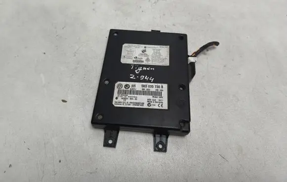 Volkswagen Tiguan Bluetooth control unit module 5K0035730B