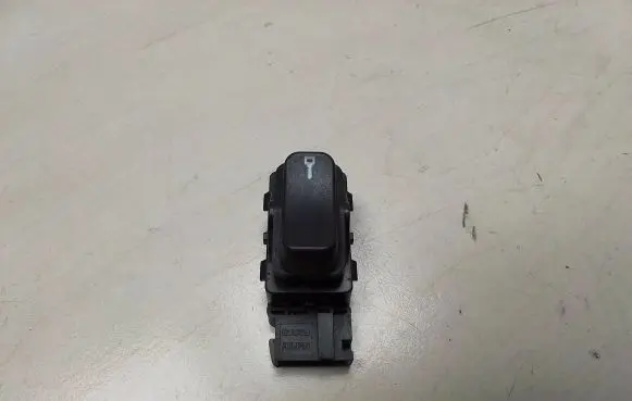 Saab 9-5 Central locking switch button 4617593