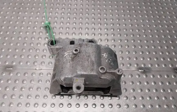 Volkswagen Touran I Engine mount vacuum valve 1K0199262AF