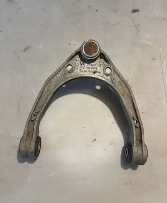 Audi Q7 4L Front lower control arm/wishbone 7L0407047B