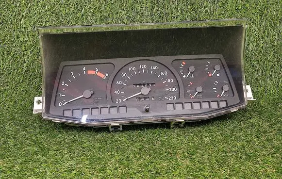 Opel Frontera A Speedometer (instrument cluster) 91147952