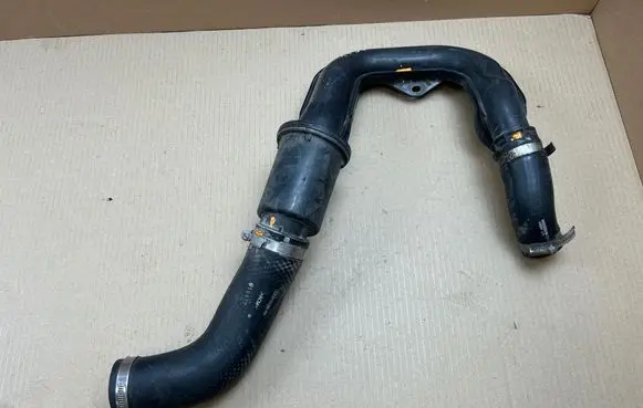 Ford Ranger Intercooler hose/pipe AB396C646AE