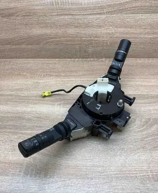 Nissan Qashqai Wiper turn signal indicator stalk/switch NILES14425
