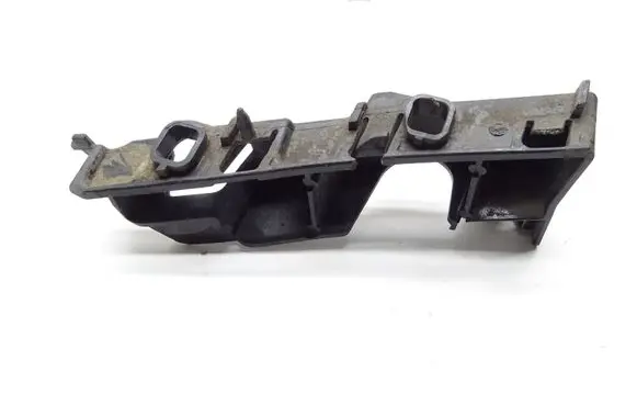 Audi A6 C7 Front bumper mounting bracket 4G0807284