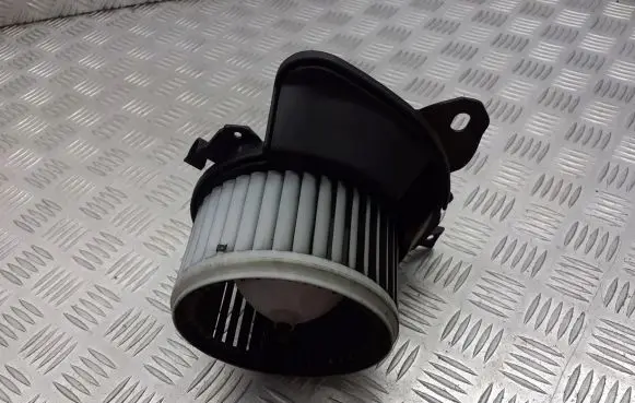 Fiat Fiorino Front door blower motor 507730100