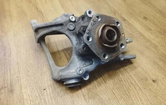 Porsche Macan (95B) Rear wheel hub 8R0505435C