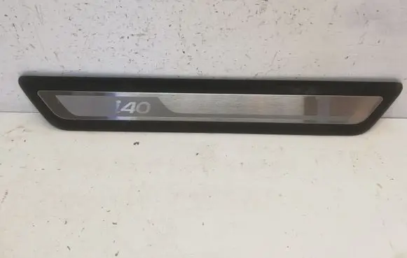 Hyundai i40 Side skirt front trim 858733Z100