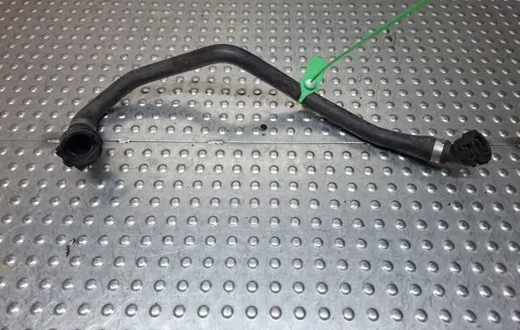 BMW 3 F30 F35 F31 Engine coolant pipe/hose S26371760 8514058