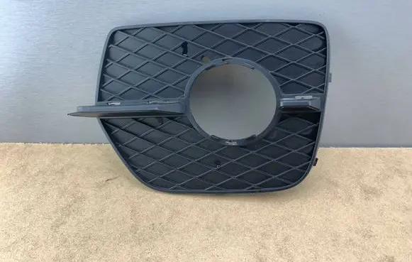 BMW X6 E71 Front bumper lower grill 7188383 51117188383