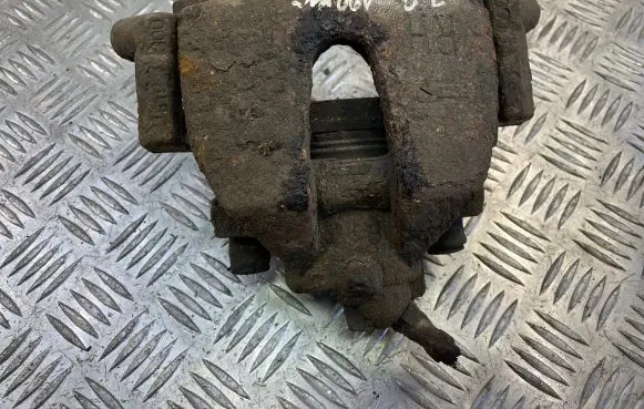Ford Kuga I Front brake caliper