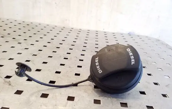 Opel Antara Fuel tank filler cap 