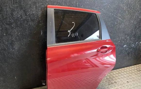 Nissan Note (E12) Rear door
