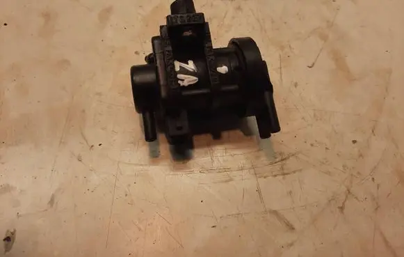 Opel Zafira A Turbo solenoid valve 7700874659