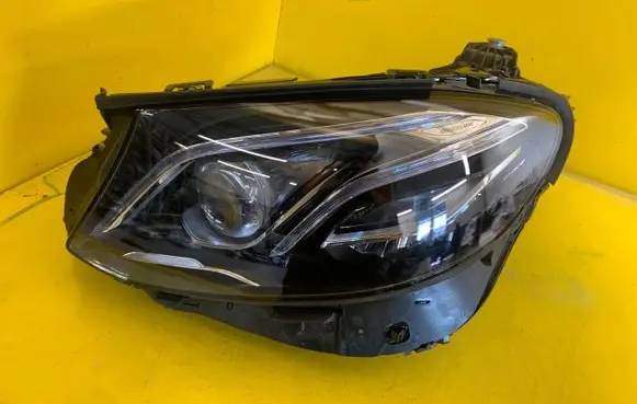 Mercedes-Benz E W213 Headlight/headlamp A2139066504