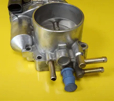 Audi A4 S4 B6 8E 8H Throttle valve 078133062B 0280750030