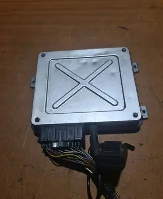 Land Rover Freelander Engine control unit/module MKC104392 2738