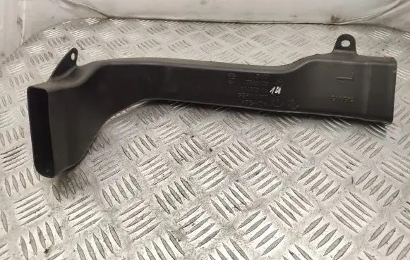 Brake vacuum hose/pipe