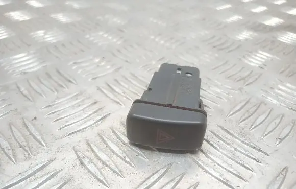 Mazda 626 Hazard light switch 153132