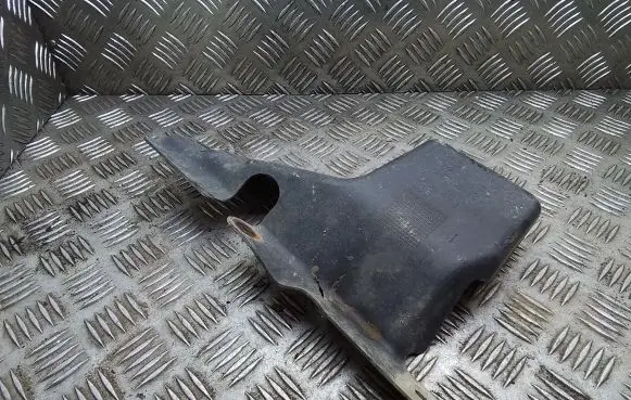 Volkswagen Multivan T5 Rear underbody cover/under tray 7H0825215