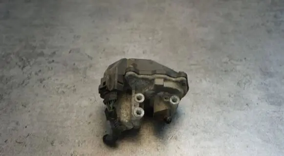 Audi TT TTS Mk2 Intake manifold valve actuator/motor 06F133482B