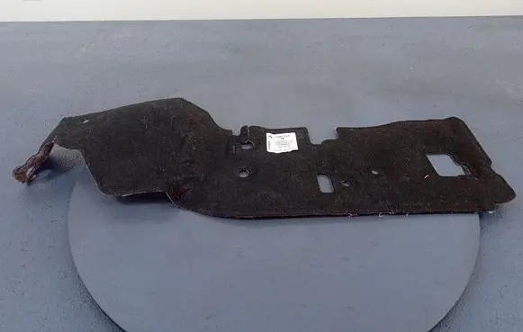 BMW 1 F40 Engine bonnet/hood sound/heat insulation 7451712