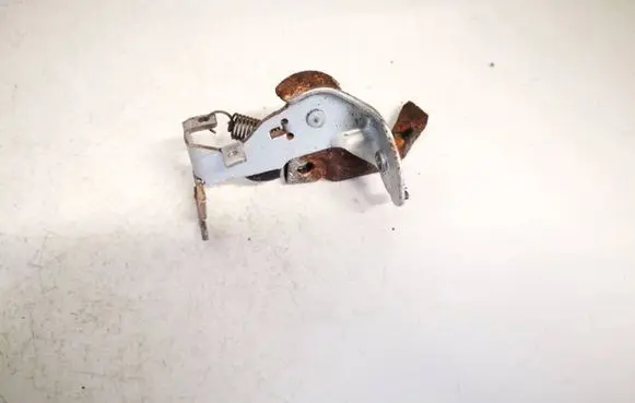 Toyota RAV 4 (XA30) Fuel tank opening switch 