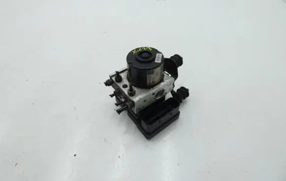 Volkswagen Golf VI ABS Pump 1K0907379AK 1K0614117S 000404913E4