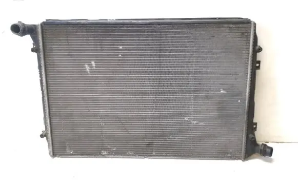 Volkswagen Jetta V Coolant radiator 1K0121251AN