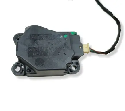 Volvo S40 Air flap motor/actuator 4N5H19E616