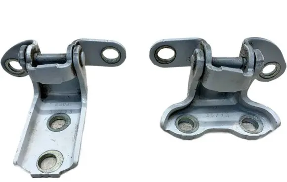 Toyota Auris E180 Rear door hinge set OYT25578