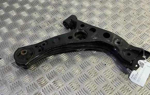 Front lower control arm/wishbone