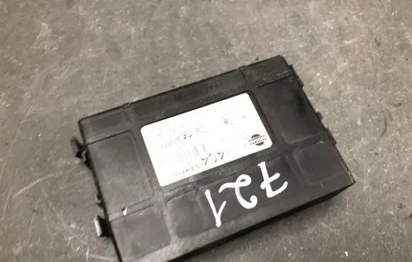 Nissan Primera Comfort/convenience module 5WK48511