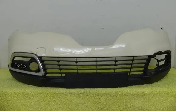 Renault Captur Front bumper 620842933R