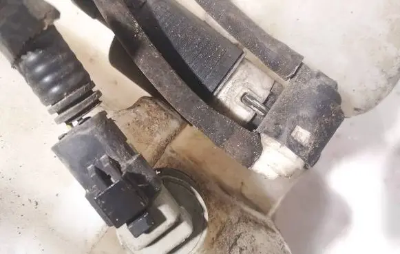 Citroen C4 Grand Picasso Windscreen/windshield washer pump 