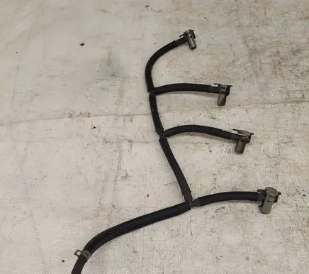 Volkswagen Transporter - Caravelle T6 Fuel return line/hose 04L130235