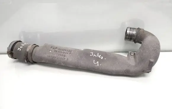 Opel Zafira B Intercooler hose/pipe 55353825