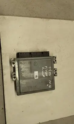 Nissan Qashqai Engine control unit/module 23710BB31A 23710144