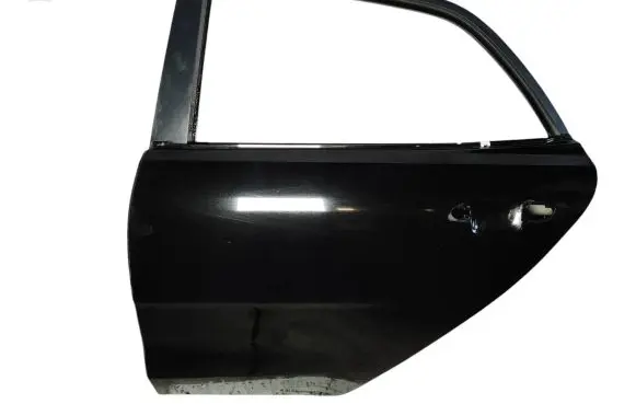 KIA Rio Rear door